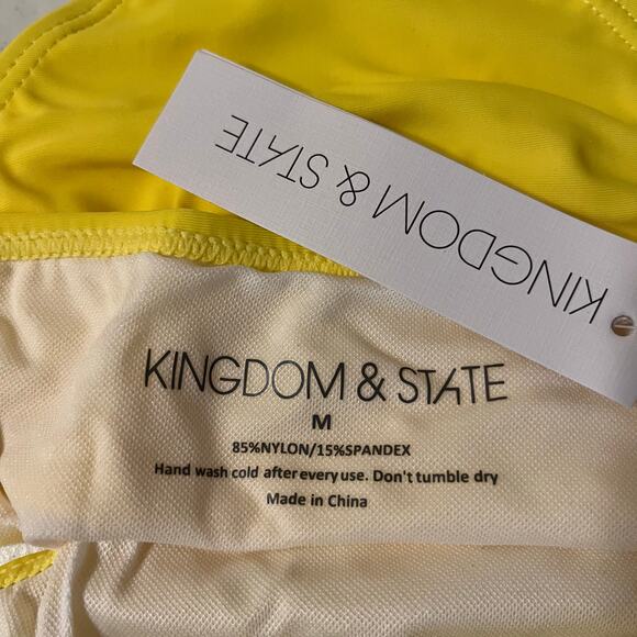 Classic Bikini Bottom Swimsuit in Size Medium - Picture 5 of 5